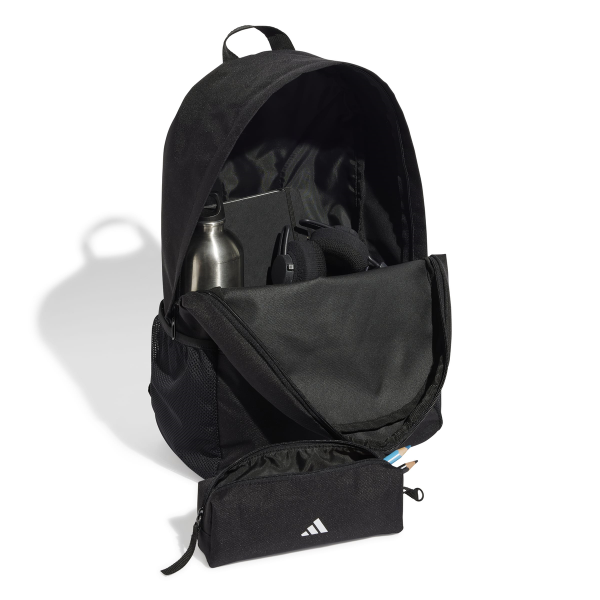 Mochila Adidas Negra Con Lapicera Escolar Amplia Unisex 23L, foto 4 de 10