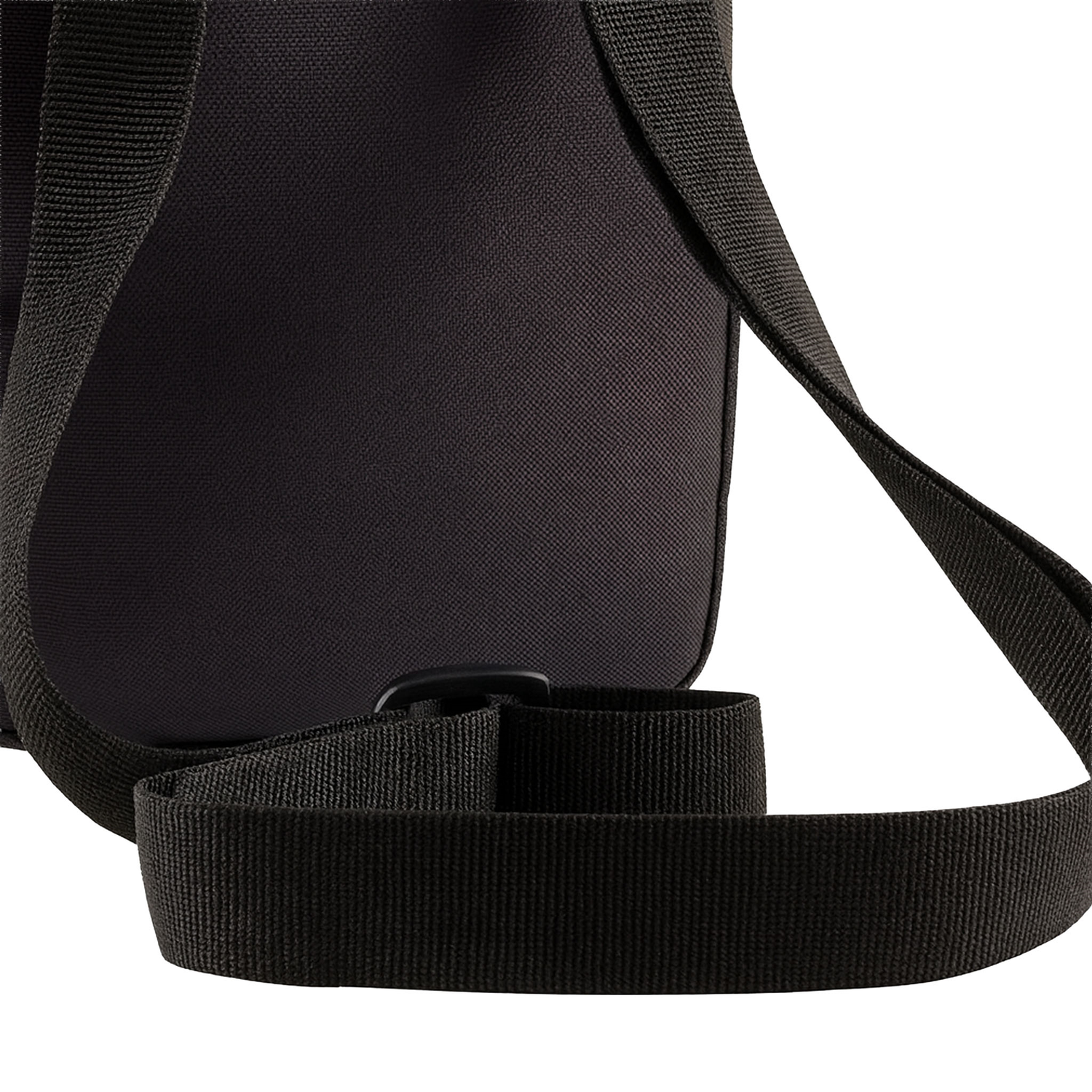 png_1500x1500_66756383